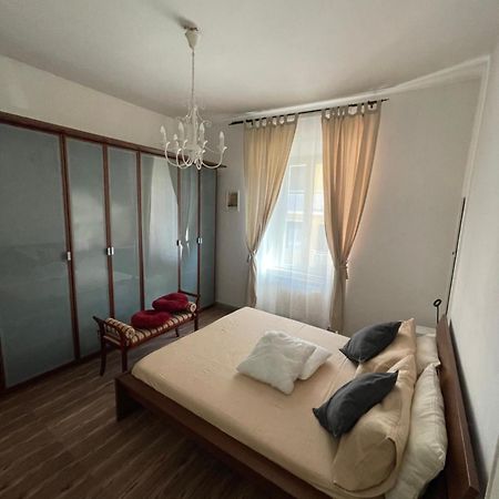 Aurelia G House Apartment Рим Екстериор снимка