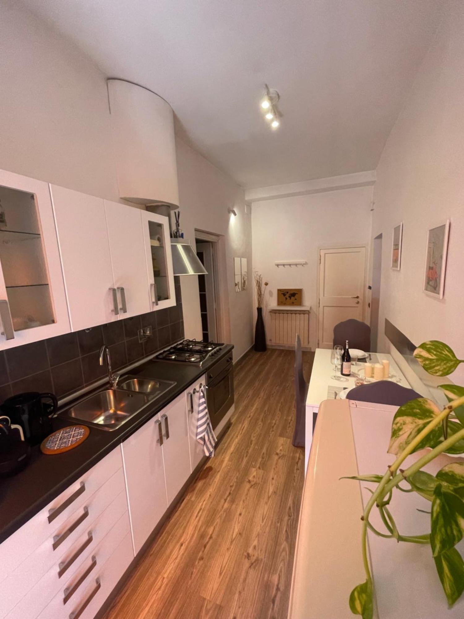 Aurelia G House Apartment Рим Екстериор снимка